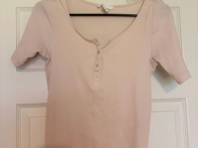 Women’s shirt