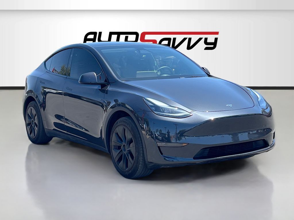 2024 Tesla Model Y Long Range