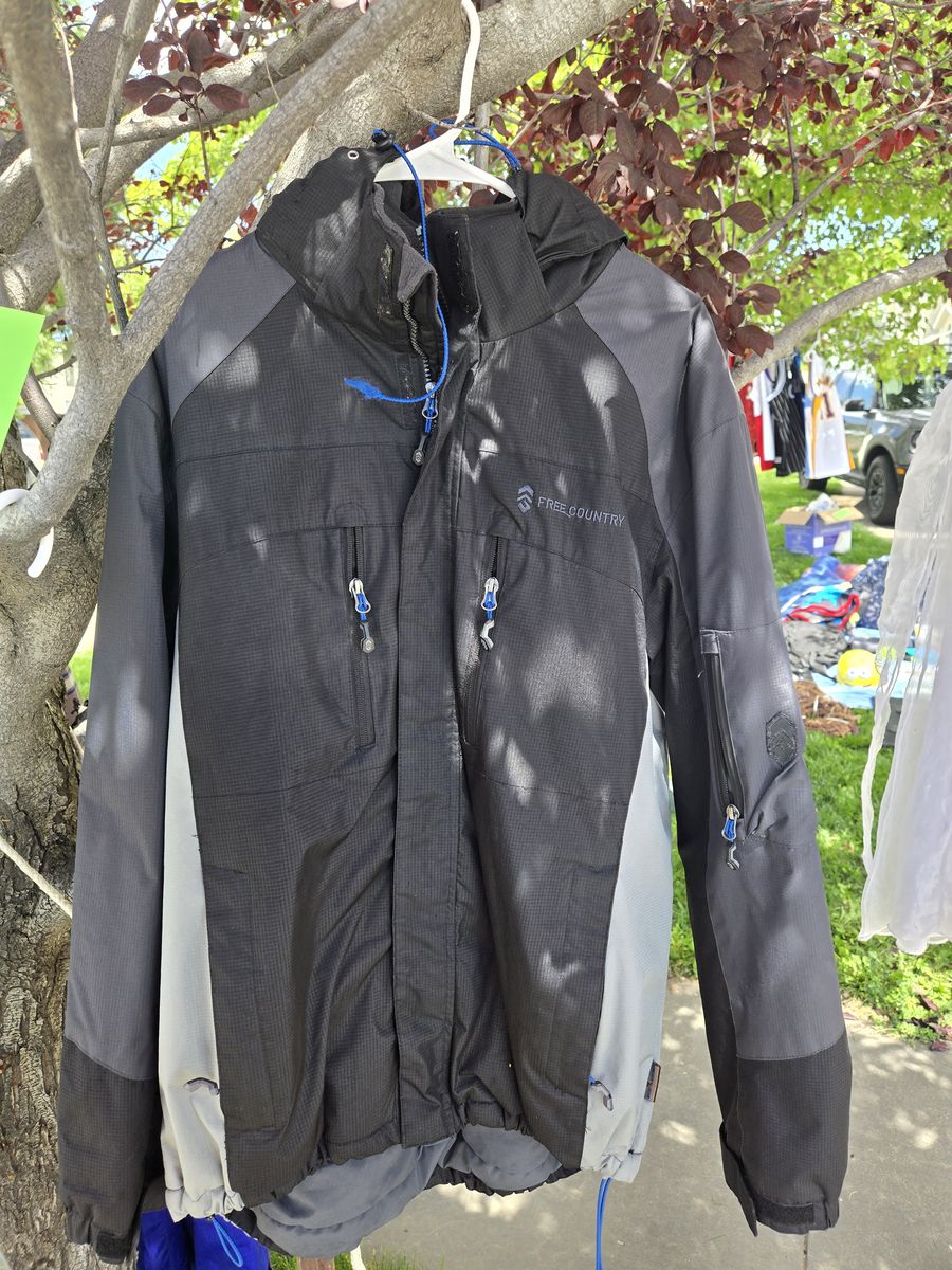 Mens Large Snowboarding Coat