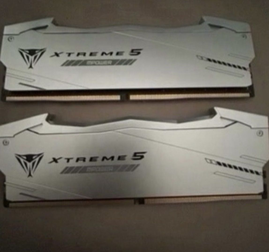 Main image 3