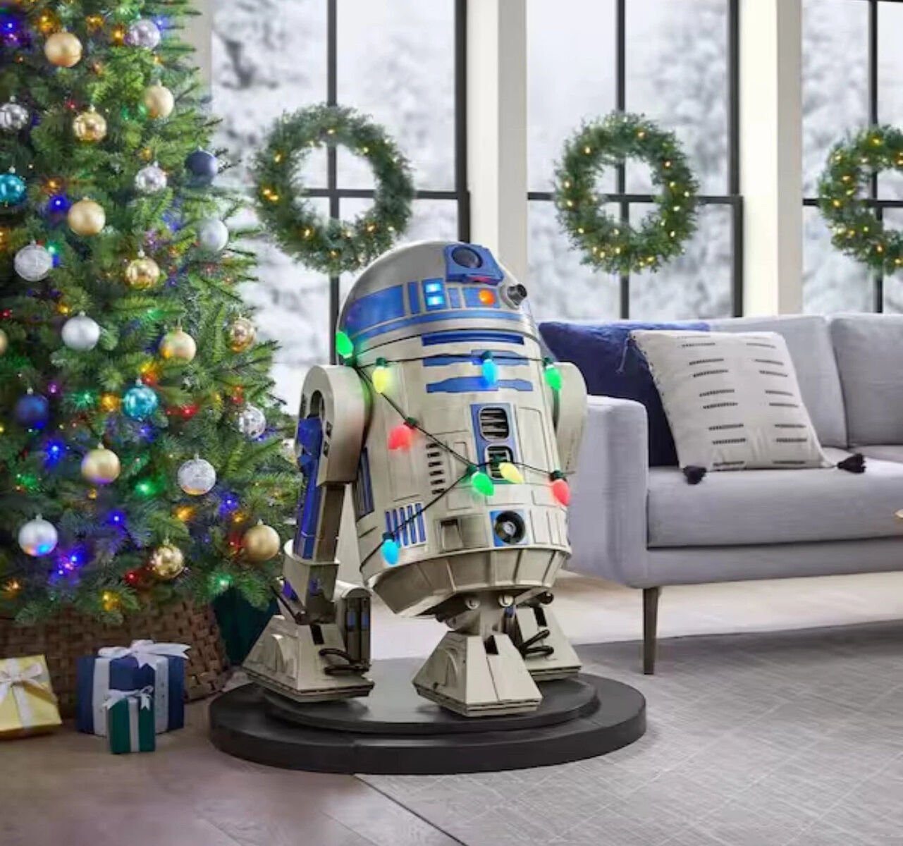 Holiday Star Wars R2D2 - 3.5ft Animated LED R2D2 - Home Depot - BRAND NEW IN HAND