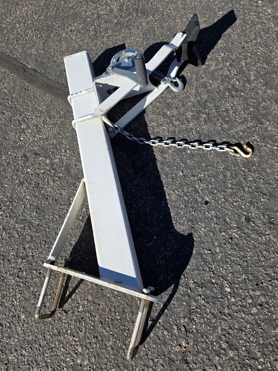 Boat Winch with adjustable Trailer Post