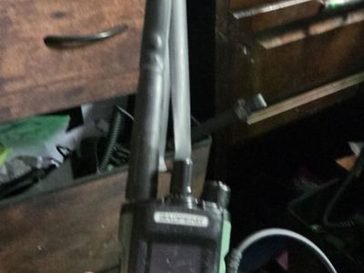 Green and Black UV-32