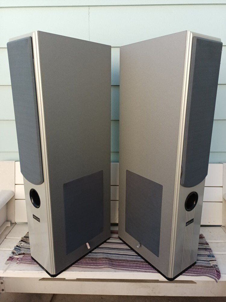 SKYLINE DIGITAL 2002