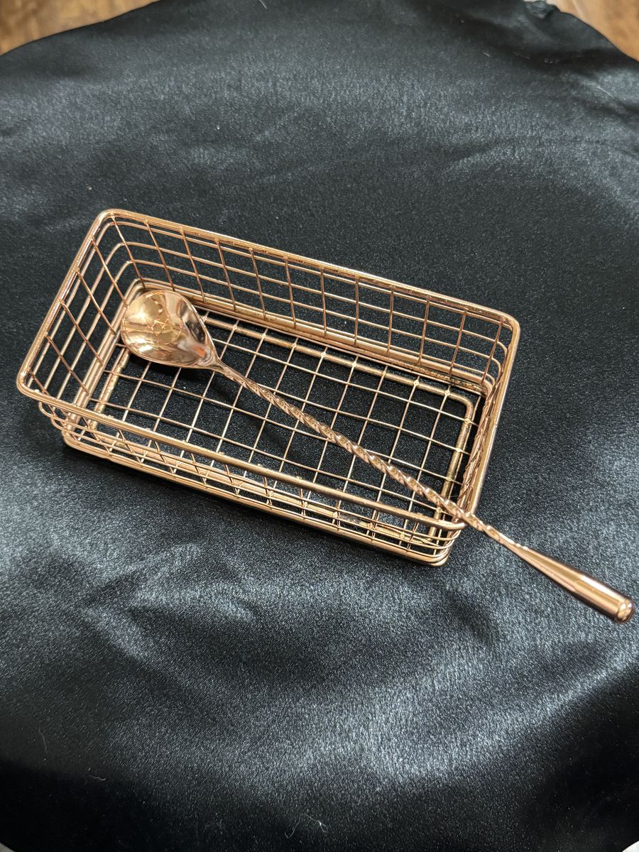 Mixture of Copper & Brass Items Selling as a Group