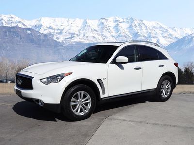 2017 Infiniti QX70 Base