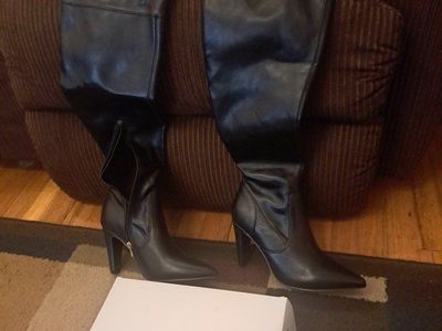 Womens new Dream Pairs black boots