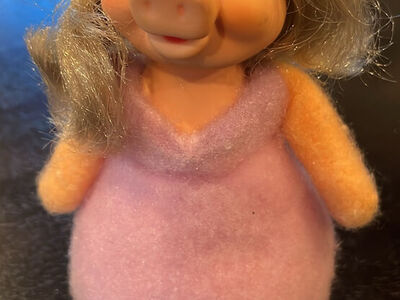 Miss piggy bean bag doll