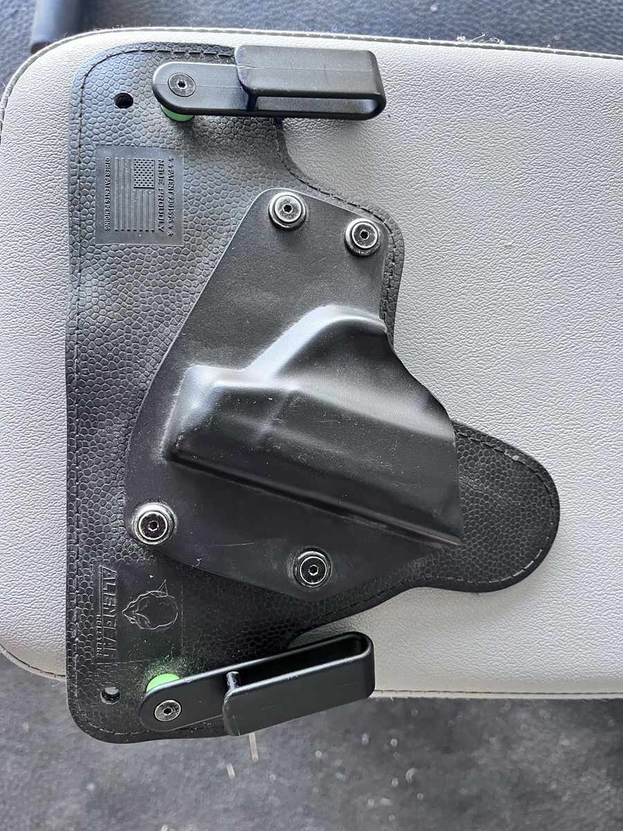 Alien Gear Holster