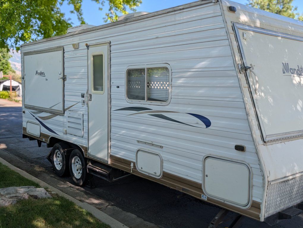 2003 Thor Wanderer Lite 182DT/  $5,250 or Best offer